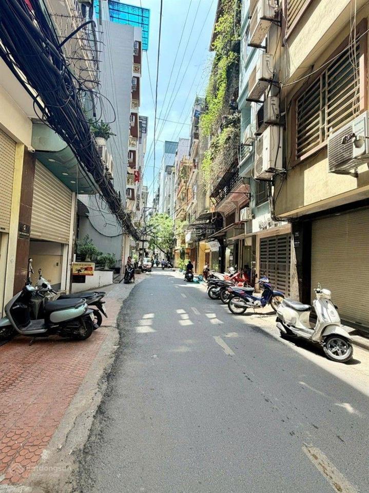 Cần tiền hạ 10 tỷ bán gấp nhà mặt phố đê la thành dt 68m mt 6m 6 tầng kinh doanh + hầm ô tô