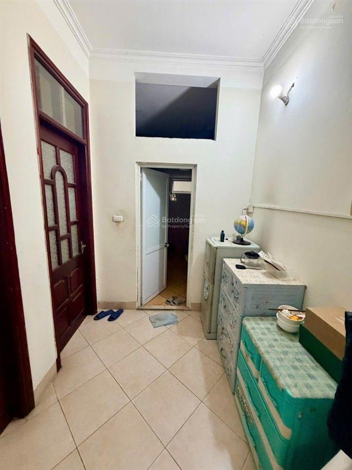 Cần tiền hạ 10 tỷ bán gấp nhà mặt phố đê la thành dt 68m mt 6m 6 tầng kinh doanh + hầm ô tô