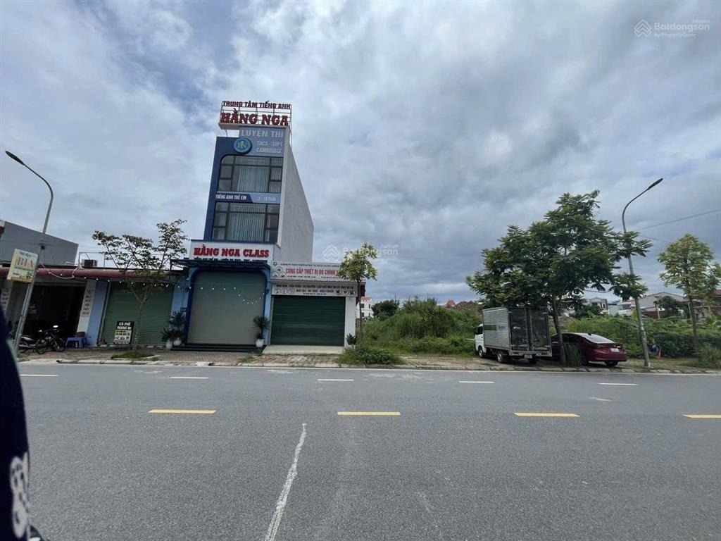 Cần bán gấp đất đấu giáliên mạcmê linhhà nội 95m2 mt 5m, giá 4,85 tỷ phân lô ôtô chạy vòng quanh
