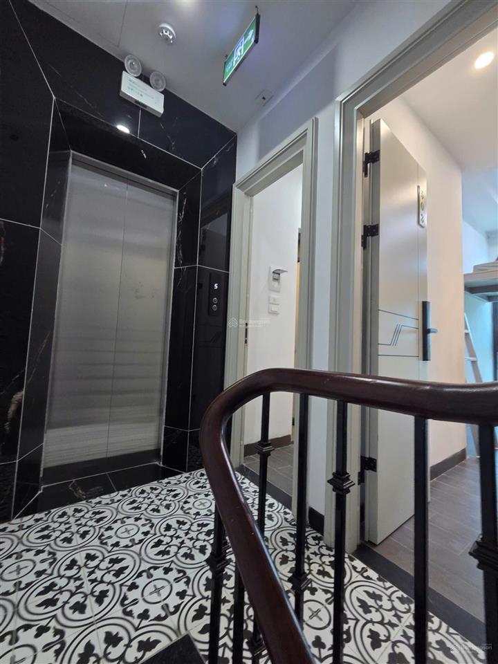 Cần bán gấp tòa căn hộ 50m2 15 phòng full nội thất dòng tiền 70tr/tháng, hồ tùng mậu cầu diễn hn