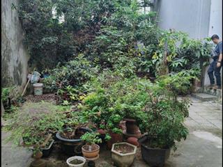 Chủ cần bán gấp, giá mới 13,8 tỷ (giảm 3 tỷ). diện tích 78m mặt tiền 6,1m, sổ thửa đất vuông a4