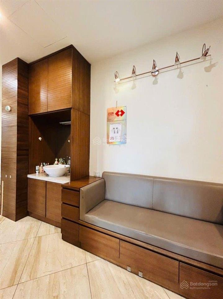Bán căn hộ c'land lê đức thọ 153m 3pn 2 ban công view mỹ đình $9,8 tỷ
căn hộ c'land lê đức thọ