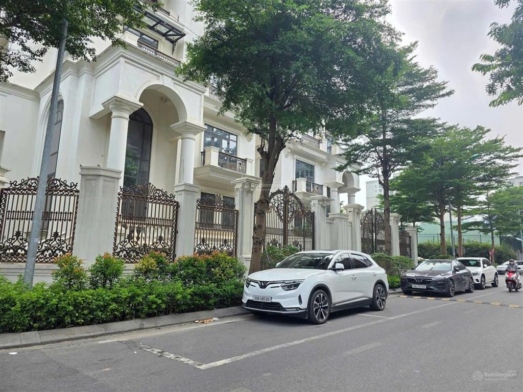 Bán biệt thự đơn lập the zei mộc hương mỹ đình 267m2 5 tầng nổi 1hầm, giá đã giảm sâu chủ thiện chí
