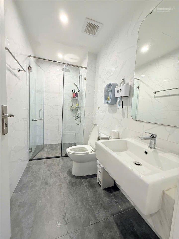 Bán tòa ccmn mễ trì, nam từ liêm 92m, 8 tầng, 34 phòng, dòng tiền 1,44 tỷ/năm, chủ thiện chí.
