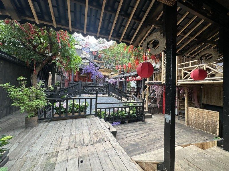 Cần bán biệt thự nguyễn văn giáp 310m mặt phố lô góc 2 mặt thoáng 79 tỷ, hàng xóm vinhomes gardenia