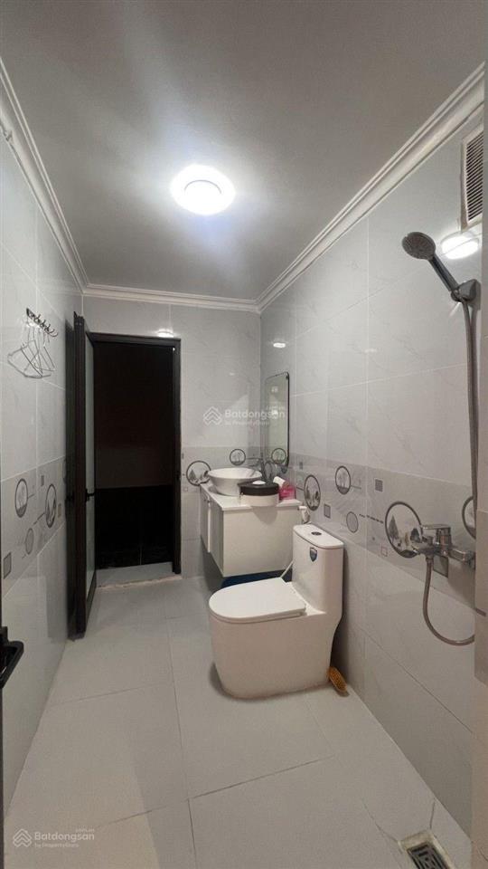 Bán nhà em phố ôtô thụy khuê lô góc ôtô tránh thang máy kinh doanh 102m2 39tỷ chi tiết bên dưới