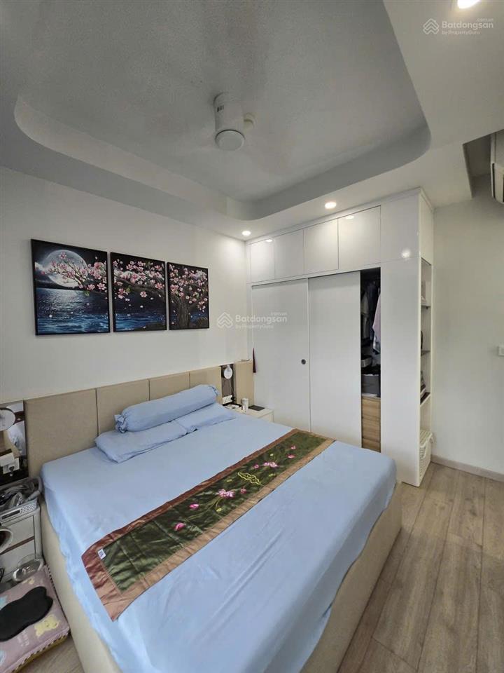 Bán căn hộ emerald celadon city 02pn view hồ trung tâm full nội thất thiết kế cao cấp