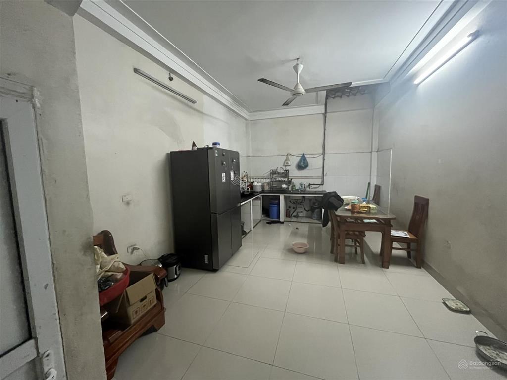 Tôi chính chủ có nhà riêng 2 tầng 1 tum, giá rẻ 6 triệu, đất 55m2 tại thôn đông trù cho thuê