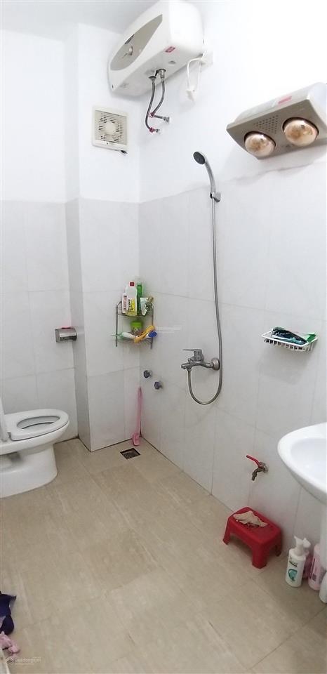 Tôi chính chủ có nhà riêng 2 tầng 1 tum, giá rẻ 6 triệu, đất 55m2 tại thôn đông trù cho thuê