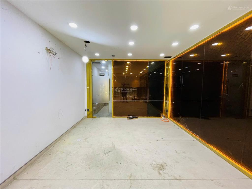 [góc siêu phẩm] mặt bằng trệt lối đi riêng đường nguyễn văn trỗi vị trí huyết mạch, giá chỉ 19tr!