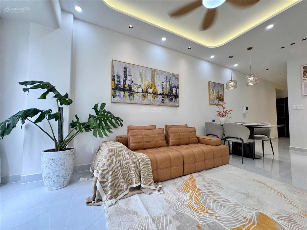 Bán căn hộ sky garden 3, phú mỹ hưng, q7  3pn 2wc nội thất cao cấp đang có hđt 32 triệu/tháng