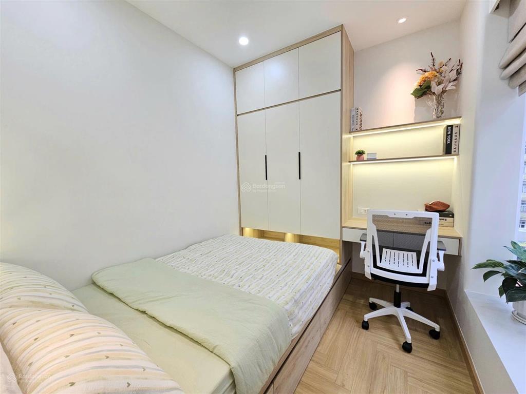Bán căn hộ sky garden 3, phú mỹ hưng, q7  3pn 2wc nội thất cao cấp đang có hđt 32 triệu/tháng