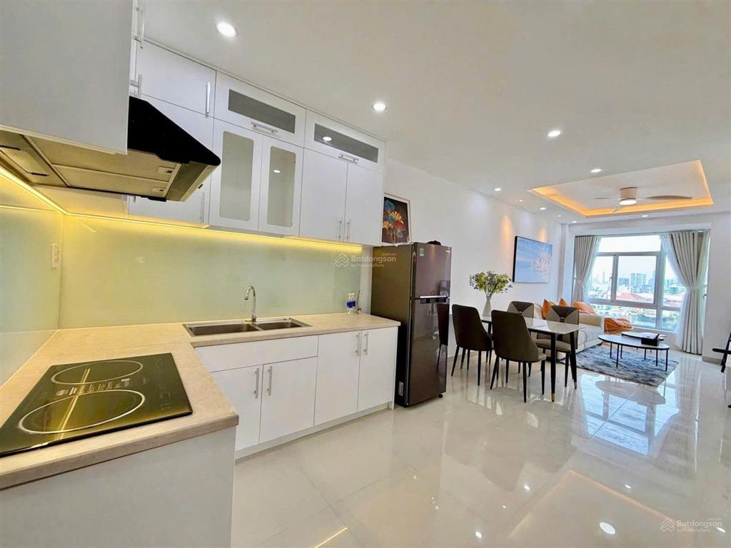Bán căn hộ sky garden view sông, view thành phố 56m2 2pn có sẵn hđt 17tr