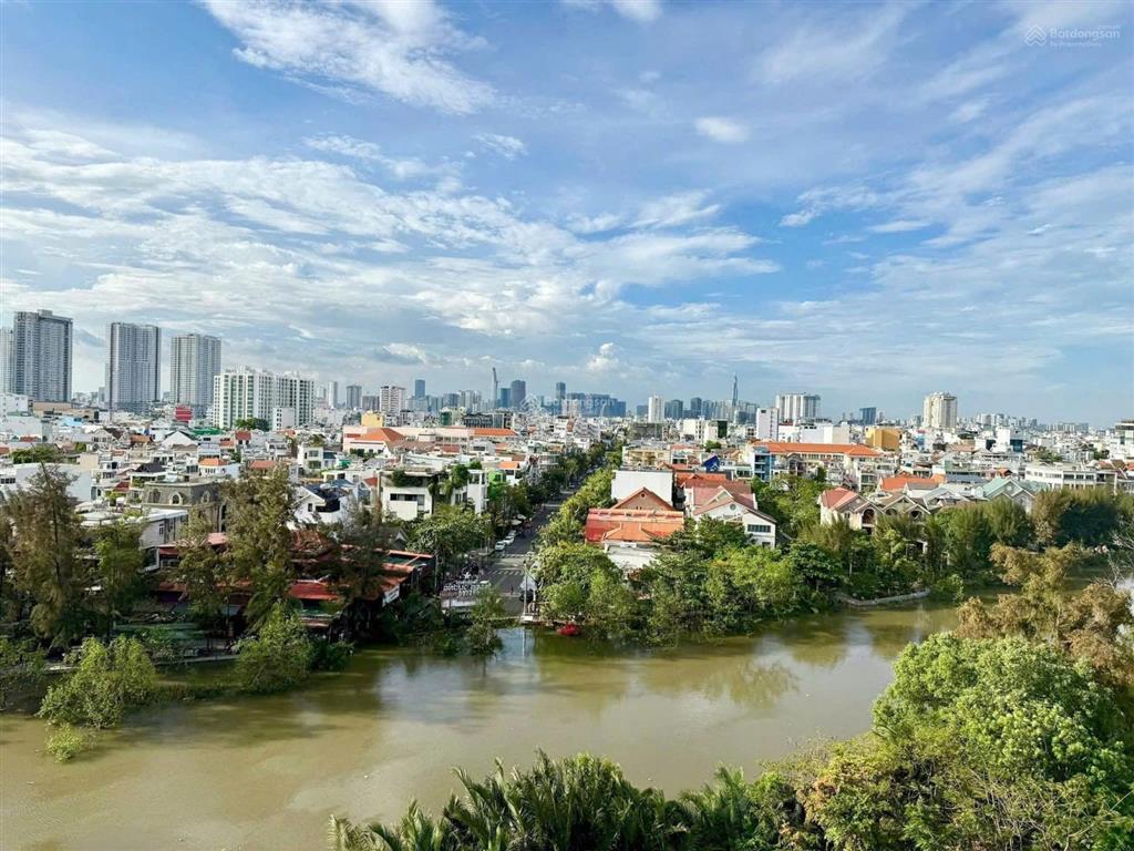 Bán căn hộ sky garden view sông, view thành phố 56m2 2pn có sẵn hđt 17tr