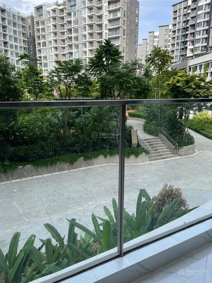 Cho thuê căn hộ centery 121m2  3pn  full nội thất