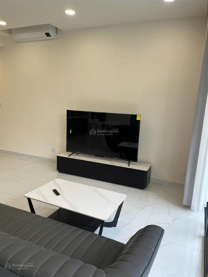 Cho thuê căn hộ centery 121m2  3pn  full nội thất