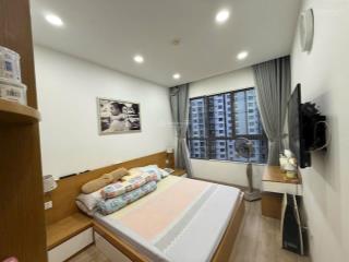 Cho thuê căn hộ emerald 2pn2wc  nhà đẹp