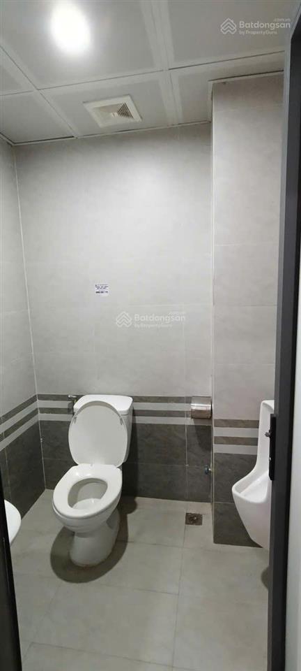 Cho thuê nhà siêu đẹp tại trung tâm kđt văn khê, hà đông. dt 60m2*7 tầng. có thang máy, đh
