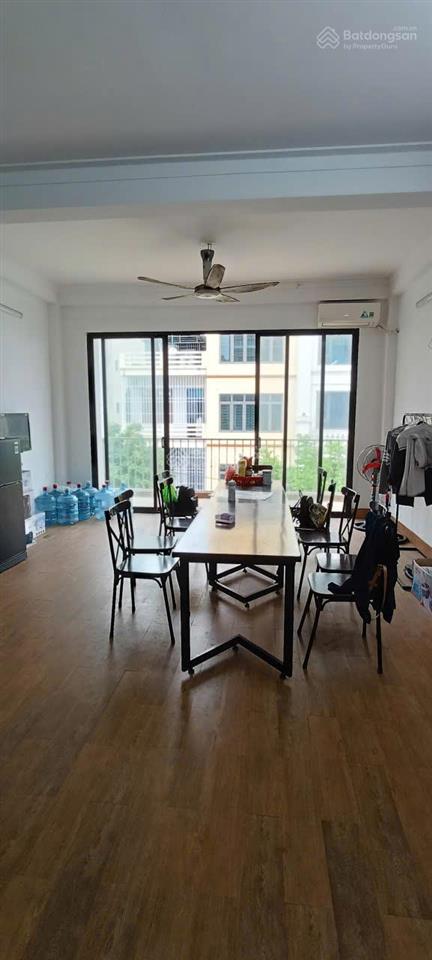 Cho thuê nhà riêng cạnh aeon mall dương nội, hà đông. dt 55m2*6,5 tầng.mt 5m. có thang máy ,đh .