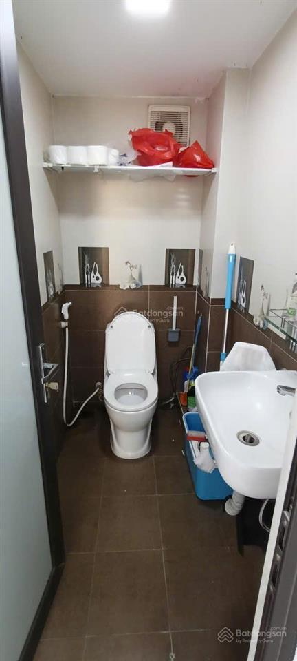 Cho thuê nhà riêng cạnh aeon mall dương nội, hà đông. dt 55m2*6,5 tầng.mt 5m. có thang máy ,đh .