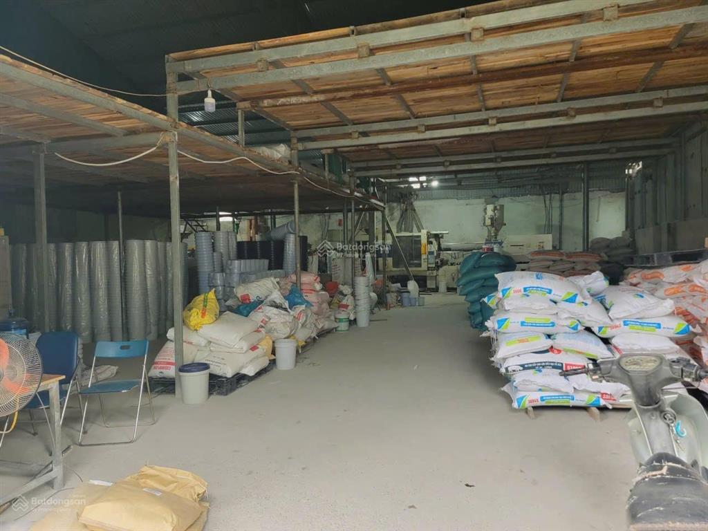Cho thuê nhà xưởng tại phượng bãi, biên giang. hà đông. dt 300m2. giá 55k/m2