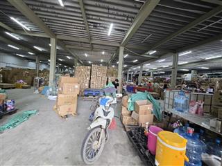 Tôi chính chủ cần bán nhà xưởng tại ccn vừa và nhỏ từ liêm. dt 1500m2. mt30m . giá 28tr/m2. (tl)