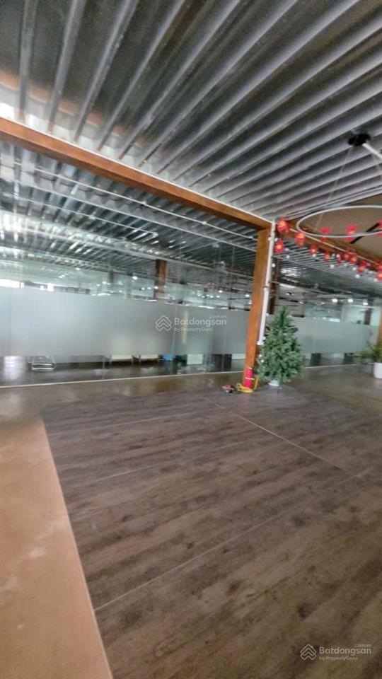 Tôi chính chủ cần bán nhà xưởng tại ccn vừa và nhỏ từ liêm. dt 1500m2. mt30m . giá 28tr/m2. (tl)