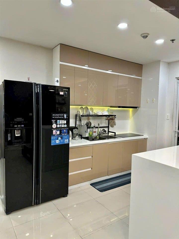 Bán căn hộ sunrise city 97m2, 2pn giá chỉ 7.9 tỷ, thương lượng.  0937 436 *** m tâm