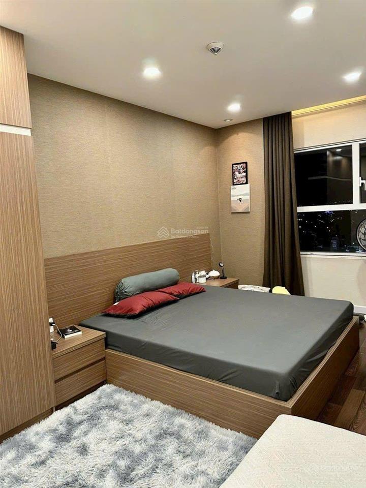 Bán căn hộ sunrise city 97m2, 2pn giá chỉ 7.9 tỷ, thương lượng.  0937 436 *** m tâm