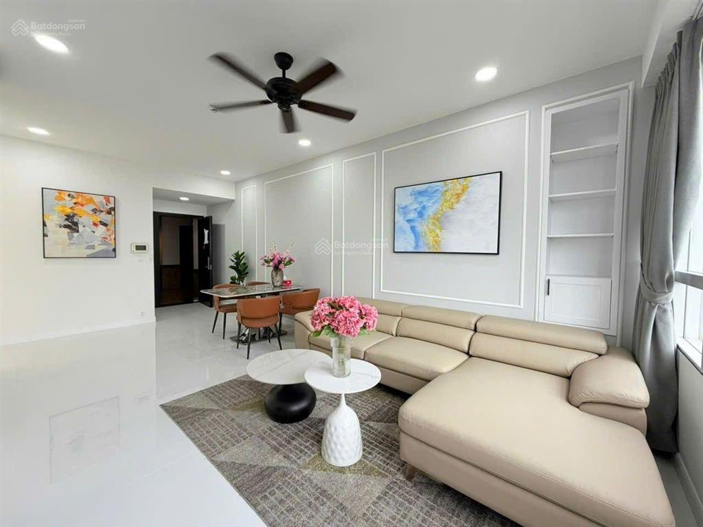 Bán căn hộ sunrise city khu south 106m2  3pn. bán 7.8 tỷ, tl