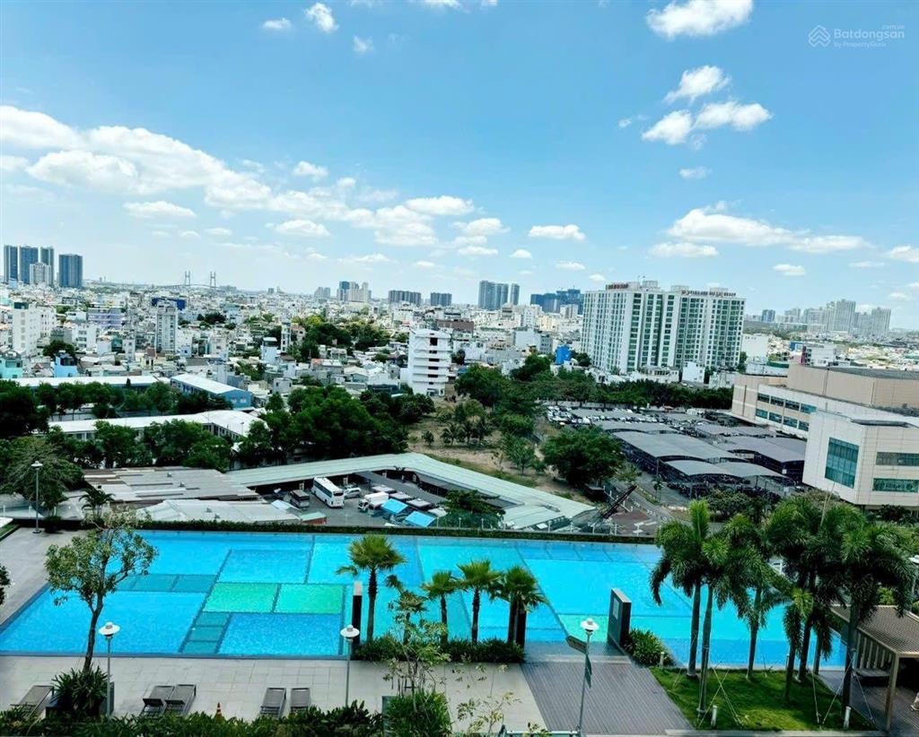 Giá tốt đầu tư, bán căn hộ sunrise city 124m, 3pn, tầng cao, có 2 ban công, có sổ hồng. giá 9.45 tỷ