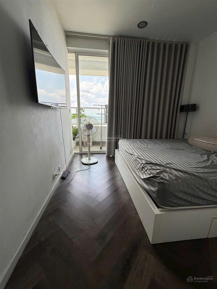 Sunrise city south, 1 phòng ngũ, có ban công to, nhà mới, full nội thất. bán 6 tỷ.  0937 436 ***