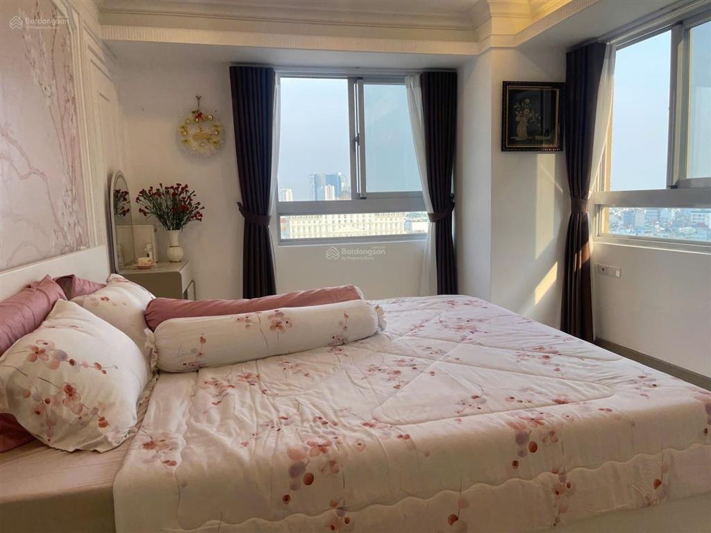 Căn hộ có sổ giá tốt. chủ bán gấp căn cosmo city quận 7. dt 119m, 3pn, full nội thất. giá 7.7 tỷ tl