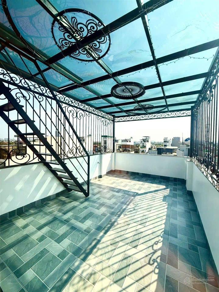 Tôi cần bán nhà mới số b4 khu 918 phúc đồng, long biên, hà nội, 46m2, 8 tầng, vỉa hè, ô tô, 17,2 tỷ