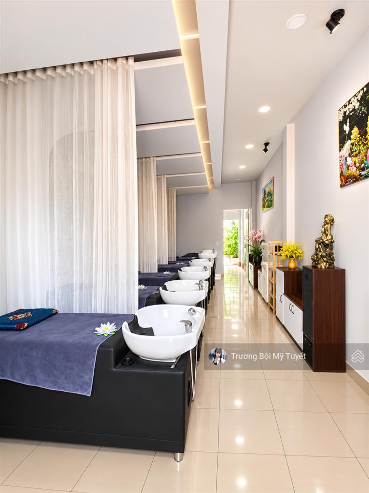 Mặt tiền kinh doanh 20m  đường tân hương  có lề rộng  sẵn hđ thuê  chỉ nhỉnh nhẹ 15 tỷ