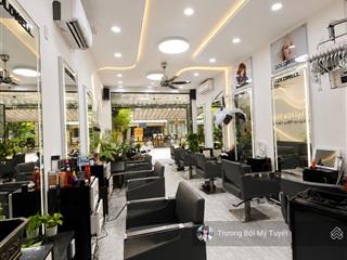Mặt tiền kinh doanh 20m  đường tân hương  có lề rộng  sẵn hđ thuê  chỉ nhỉnh nhẹ 15 tỷ