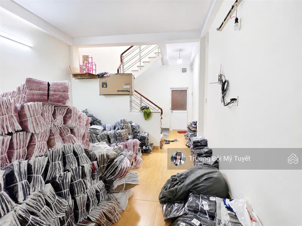 Đường nhựa kinh doanh  nhà 3 tầng  lũy bán bích  hòa bình  82m2  chỉ hơn 8 tỷ