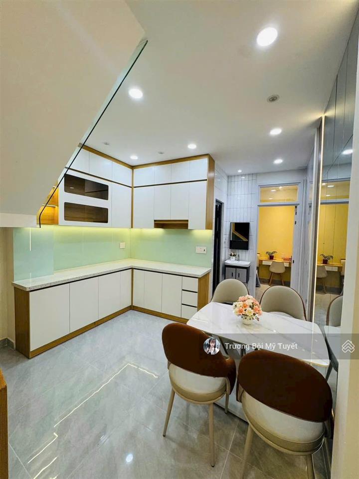Sát mặt tiền  đường minh phụng  quận 11  tặng full nội thất  chỉ hơn 6 tỷ