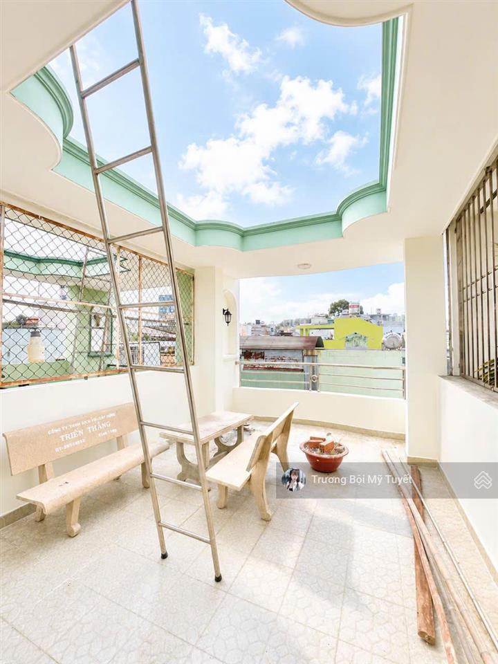 Sát mặt tiền  nhà 5 tầng  đường nhựa 8m  hàn hải nguyên  3/2  chỉ hơn 8 tỷ