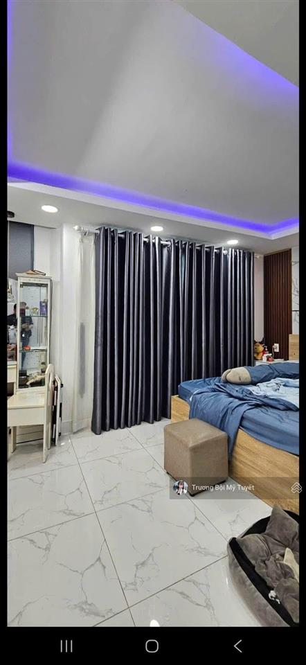 Sát mặt tiền  nhà 4 tầng  lãnh binh thăng  3/2  bề ngang 4.7m  quận 11  nhỉnh nhẹ 5 tỷ