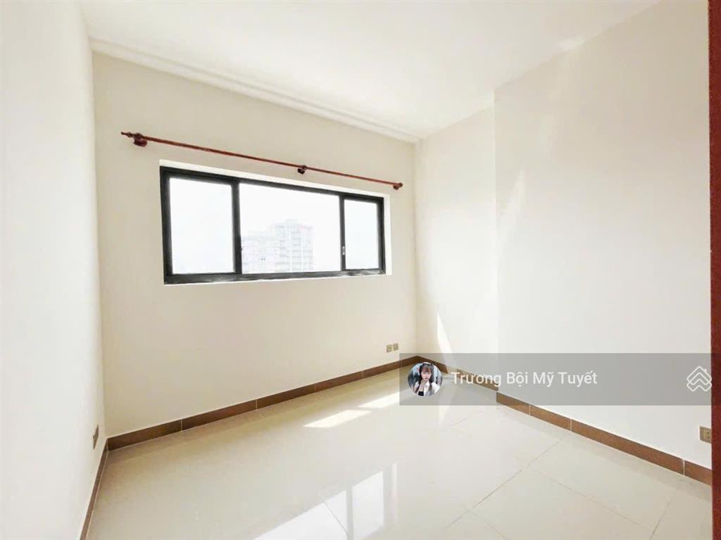 Cho thuê căn hộ 2pn  52m2  đường lạc long quân  gần đầm sen  quận 11  chỉ hơn 8 triệu/ tháng