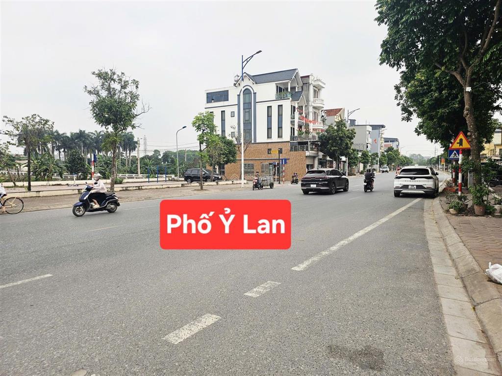 Bán đất 57m2, tặng nhà 2 tầng, đặng xá, gia lâm, chỉ nhỉnh 3 tỷ xíu
