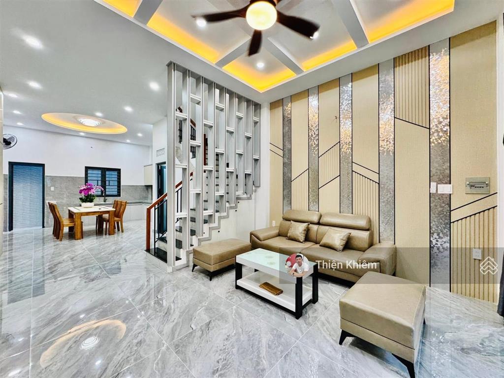 Nhà bán 4.85m x 15m đường 5m thống nhất  p. 11  gò vấp  4 tầng xây mới