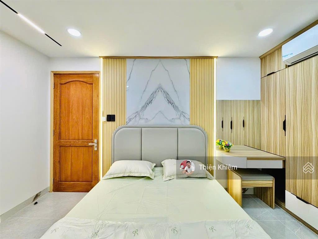 8.6 tỷ  nhà có thang máy đường nguyễn oanh  p.17  gò vấp  5 lầu mới  6m x 9m