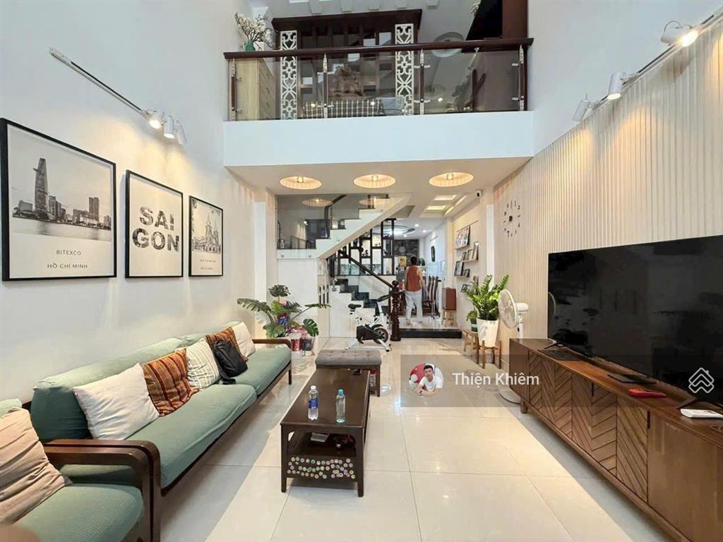 Nhà khu đồng bộ đường 5m nguyễn văn công  p.3  gò vấp  4m x 16m  5 lầu mới