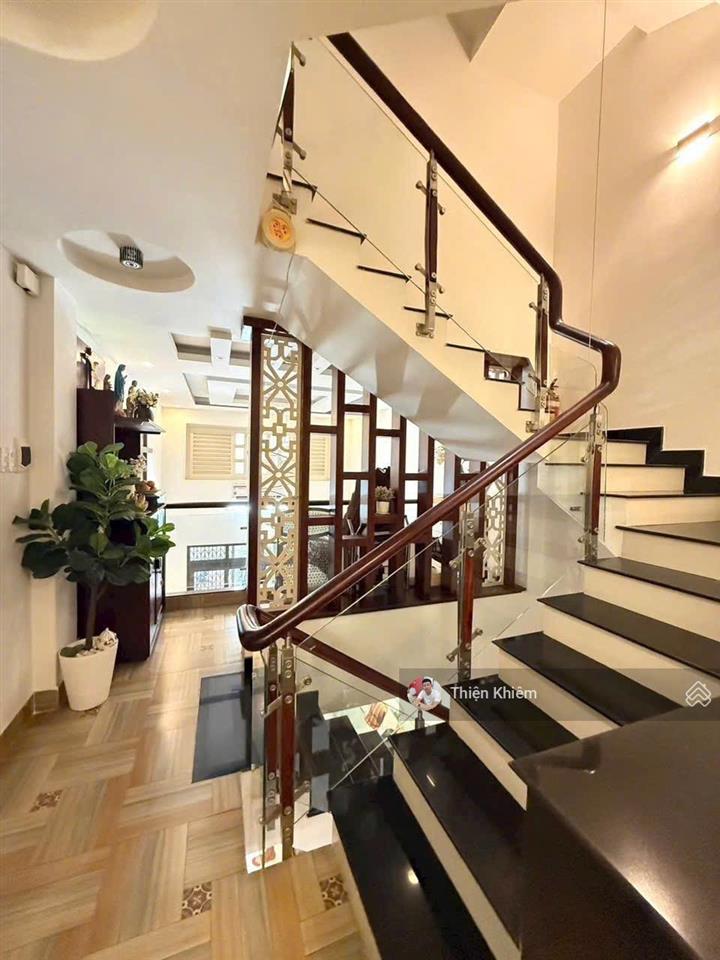 Nhà khu đồng bộ đường 5m nguyễn văn công  p.3  gò vấp  4m x 16m  5 lầu mới