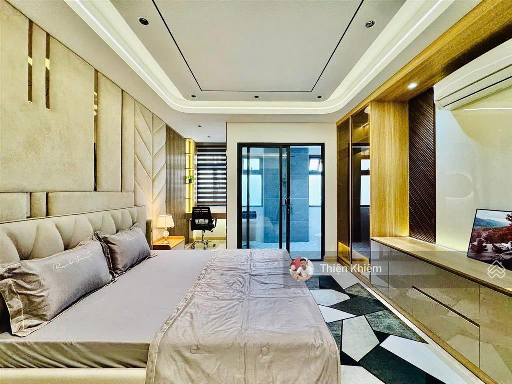 Nhà bán 1/ có thang máy đường lê đức thọ  p16  gò vấp  4m x 24m  5 lầu đường oto 6m