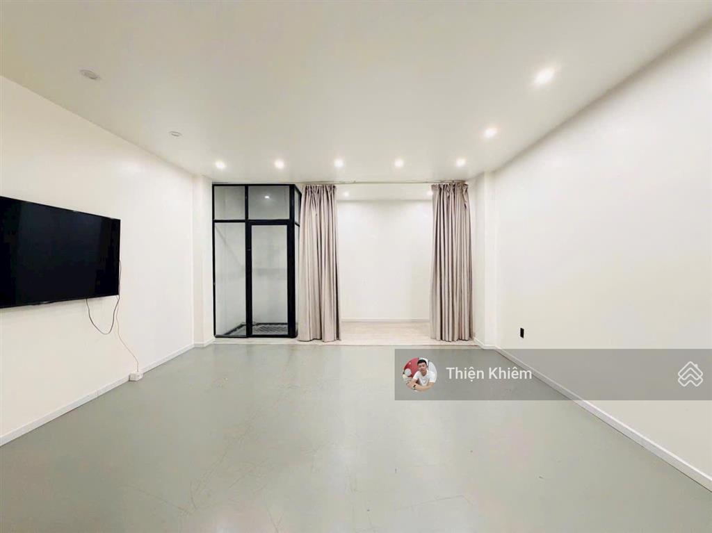 Nhà bán 5.3m x 19m dtcn 100m2 đường nguyễn văn công  p.3  gò vấp  4 lầu mới  8.98 tỷ