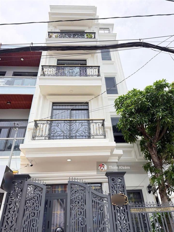 Nhà bán bề ngang 6m có thang máy góc 2 mặt tiền đường quang trung  p10  gò vấp