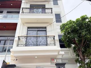 Nhà bán bề ngang 6m có thang máy góc 2 mặt tiền đường quang trung  p10  gò vấp